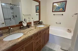 724 NW 170th Terrace, Pembroke Pines, FL 33028 - Photo 13