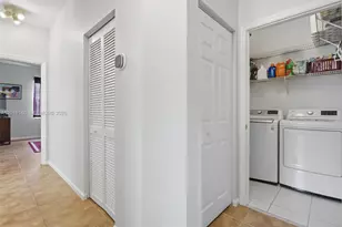 724 NW 170th Terrace, Pembroke Pines, FL 33028 - Photo 37