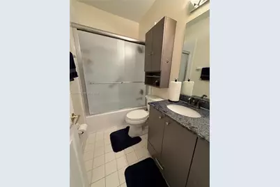 724 NW 170th Ter, Pembroke Pines, FL 33028 - Photo 11