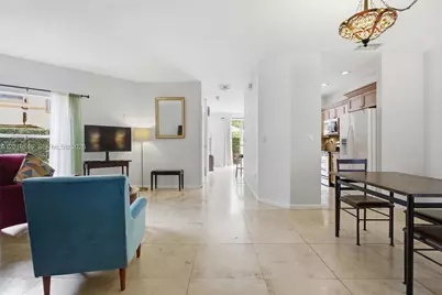 724 NW 170th Ter, Pembroke Pines, FL 33028 - Photo 11