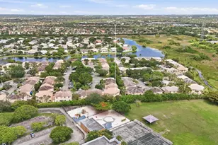 724 NW 170th Terrace, Pembroke Pines, FL 33028 - Photo 47