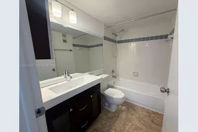 770 Claughton Island Dr #706, Miami, FL 33131 - Photo 11