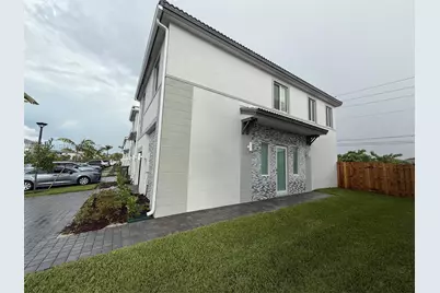630 SE 15th St #630, Homestead, FL 33034 - Photo 3
