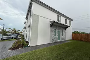 630 SE 15th St, Homestead, FL 33034 - Photo 3