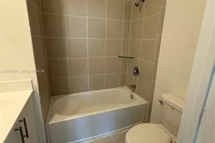 630 SE 15th St, Homestead, FL 33034 - Photo 17