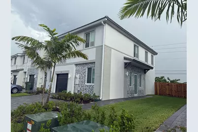 630 SE 15th St #630, Homestead, FL 33034 - Photo 1