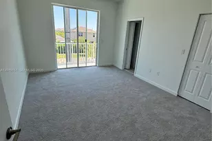630 SE 15th St, Homestead, FL 33034 - Photo 9