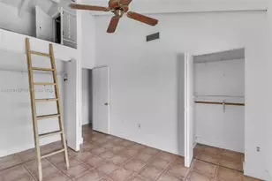 1811 SW 107th Ave, Miami, FL 33165 - Photo 15
