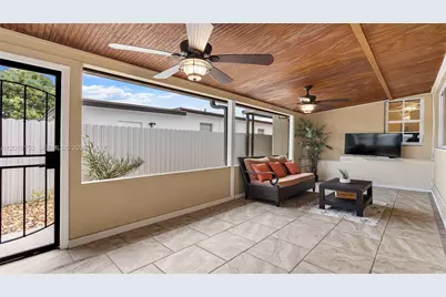 341 E 58th St, Hialeah, FL 33013 - Photo 45