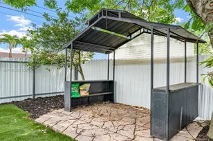 341 E 58th St, Hialeah, FL 33013 - Photo 53