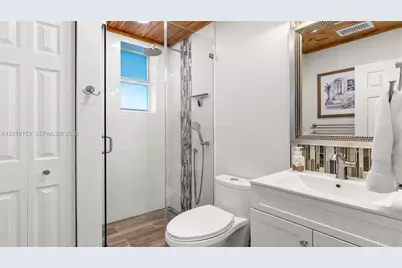 341 E 58th St, Hialeah, FL 33013 - Photo 31