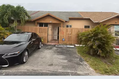 6725 NW 188th Ter, Hialeah, FL 33015 - Photo 1