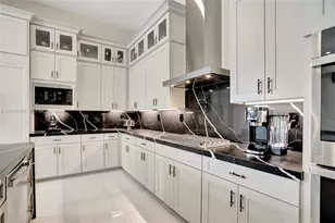 8044 Ironwood Way, Parkland, FL 33067 - Photo 9