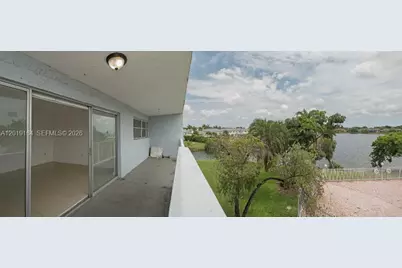 9375 Fontainebleau Blvd #L315, Miami, FL 33172 - Photo 13