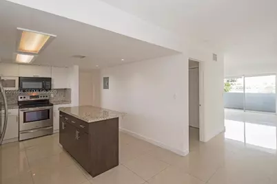 9375 Fontainebleau Blvd #L315, Miami, FL 33172 - Photo 5