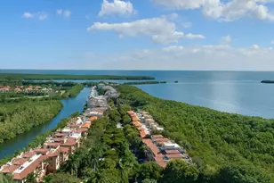 6206 Paradise Point Dr, Palmetto Bay, FL 33157 - Photo 3