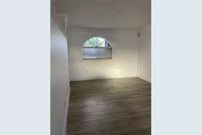 3375 W 76th St #211, Hialeah, FL 33018 - Photo 5