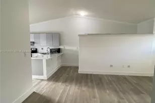 3375 W 76th St, Hialeah, FL 33018 - Photo 7