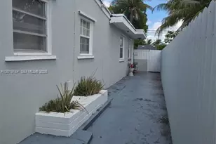 3285 NW 98th St, Miami, FL 33147 - Photo 3