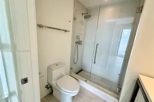 2000 Metropica Wy, Sunrise, FL 33323 - Photo 9