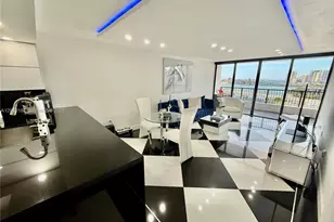 555 NE 15th St, Miami, FL 33132 - Photo 9