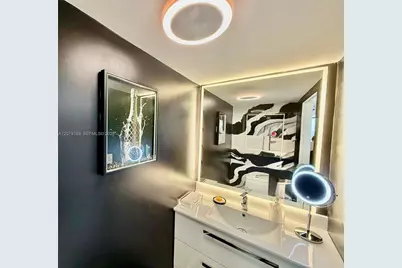 555 NE 15th St #15H, Miami, FL 33132 - Photo 19