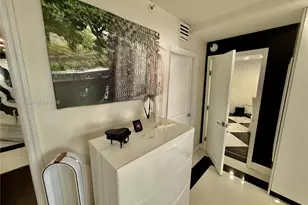 555 NE 15th St, Miami, FL 33132 - Photo 29
