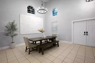 4124 NE 30th St, Homestead, FL 33033 - Photo 3