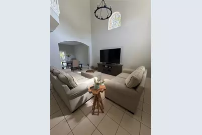 4124 NE 30th St, Homestead, FL 33033 - Photo 3