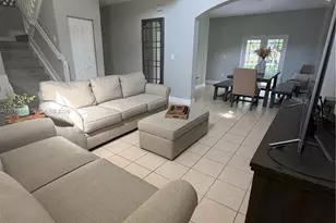 4124 NE 30th St, Homestead, FL 33033 - Photo 3