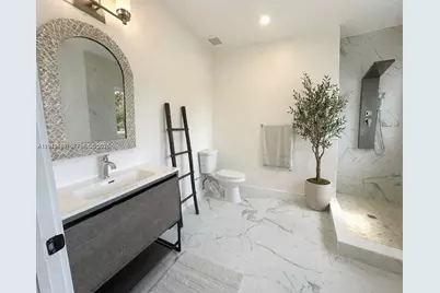 4124 NE 30th St, Homestead, FL 33033 - Photo 13