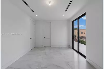 2265 SW 4 St, Miami, FL 33135 - Photo 23