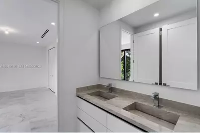 2265 SW 4 St, Miami, FL 33135 - Photo 21