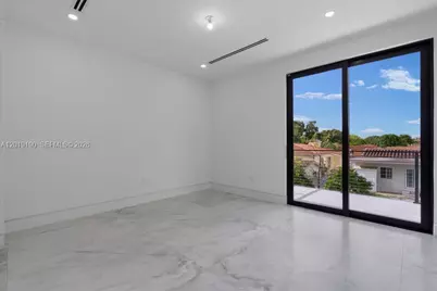 2265 SW 4 St, Miami, FL 33135 - Photo 21