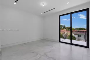 2265 SW 4th St, Miami, FL 33135 - Photo 21