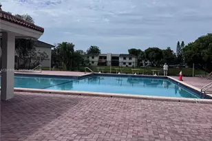 [Address not provided], Miami, FL 33172 - Photo 13