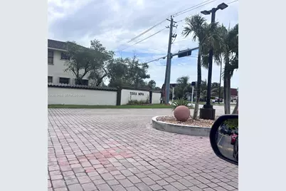 [Address not provided], Miami, FL 33172 - Photo 19