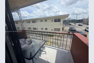47 NW 47th Ave #10, Miami, FL 33126 - Photo 17
