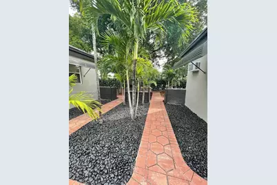 1925 Dewey St #1927, Hollywood, FL 33020 - Photo 13