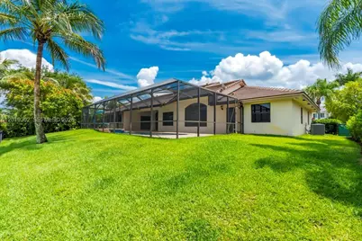 19831 NW 4th St, Pembroke Pines, FL 33029 - Photo 41