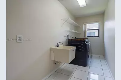 19831 NW 4th St, Pembroke Pines, FL 33029 - Photo 45