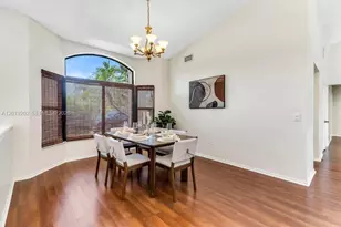19831 NW 4 St, Pembroke Pines, FL 33029 - Photo 3