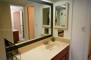 5701 Collins Ave, Miami Beach, FL 33140 - Photo 13