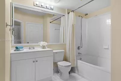 17150 N Bay Rd #2908, Sunny Isles Beach, FL 33160 - Photo 29