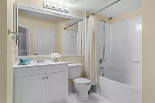 17150 N Bay Rd, Sunny Isles Beach, FL 33160 - Photo 29