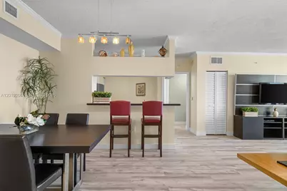 17150 N Bay Rd #2908, Sunny Isles Beach, FL 33160 - Photo 3