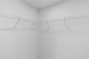 77 SE 5, Miami, FL 33131 - Photo 33