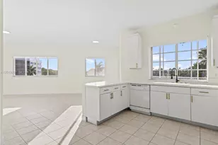 10720 NW 66th St, Doral, FL 33178 - Photo 17