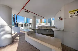 350 NE 24th St, Miami, FL 33137 - Photo 19