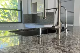 10121 W Sunrise Blvd, Plantation, FL 33322 - Photo 9